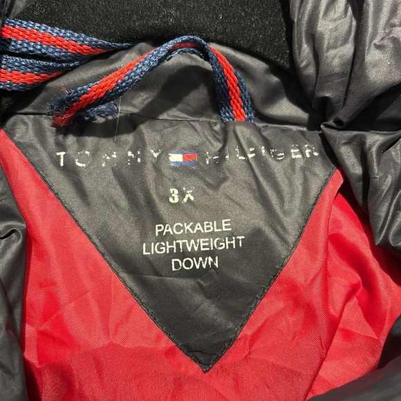 TOMMY HILFIGER Sz 3X Packable Light Weight Down Coat Jacket with Pouch - Picture 8 of 8